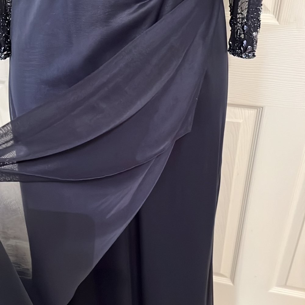 🌟🌟🌟ALEX Evening Gown, Ladies Formal Dress in Midnight Blue🌟🌟 - Picture 16 of 17